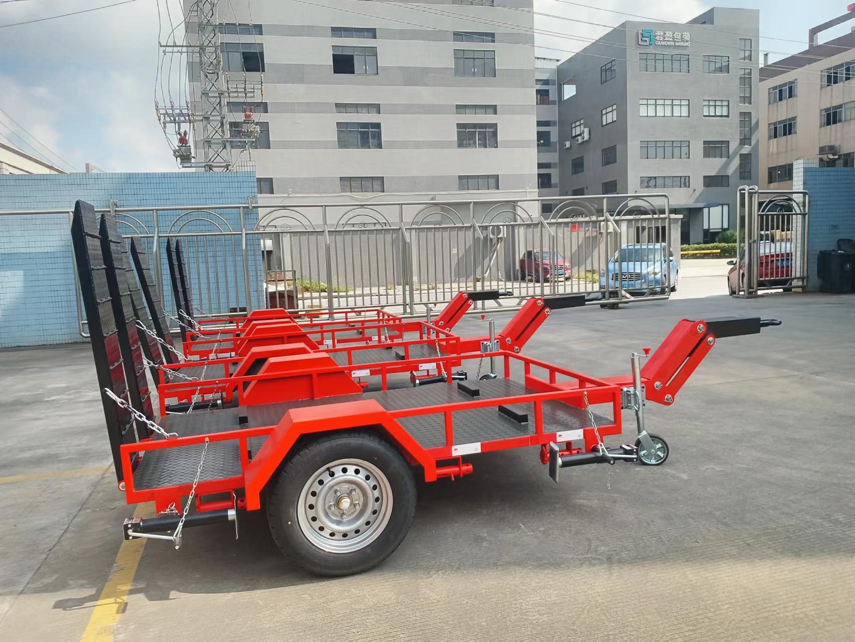 Case of ATV tool trailer for foam spraying robot